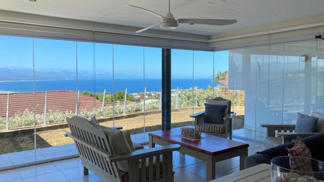 Stylish Holiday Home With Amazing Sea Views プレッテンバーグ・ベイ エクステリア 写真