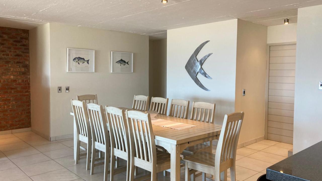 Stylish Holiday Home With Amazing Sea Views プレッテンバーグ・ベイ エクステリア 写真