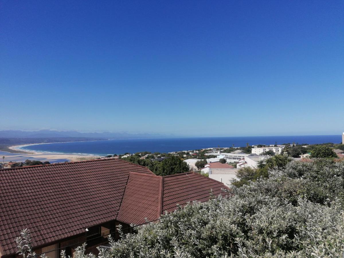 Stylish Holiday Home With Amazing Sea Views プレッテンバーグ・ベイ エクステリア 写真