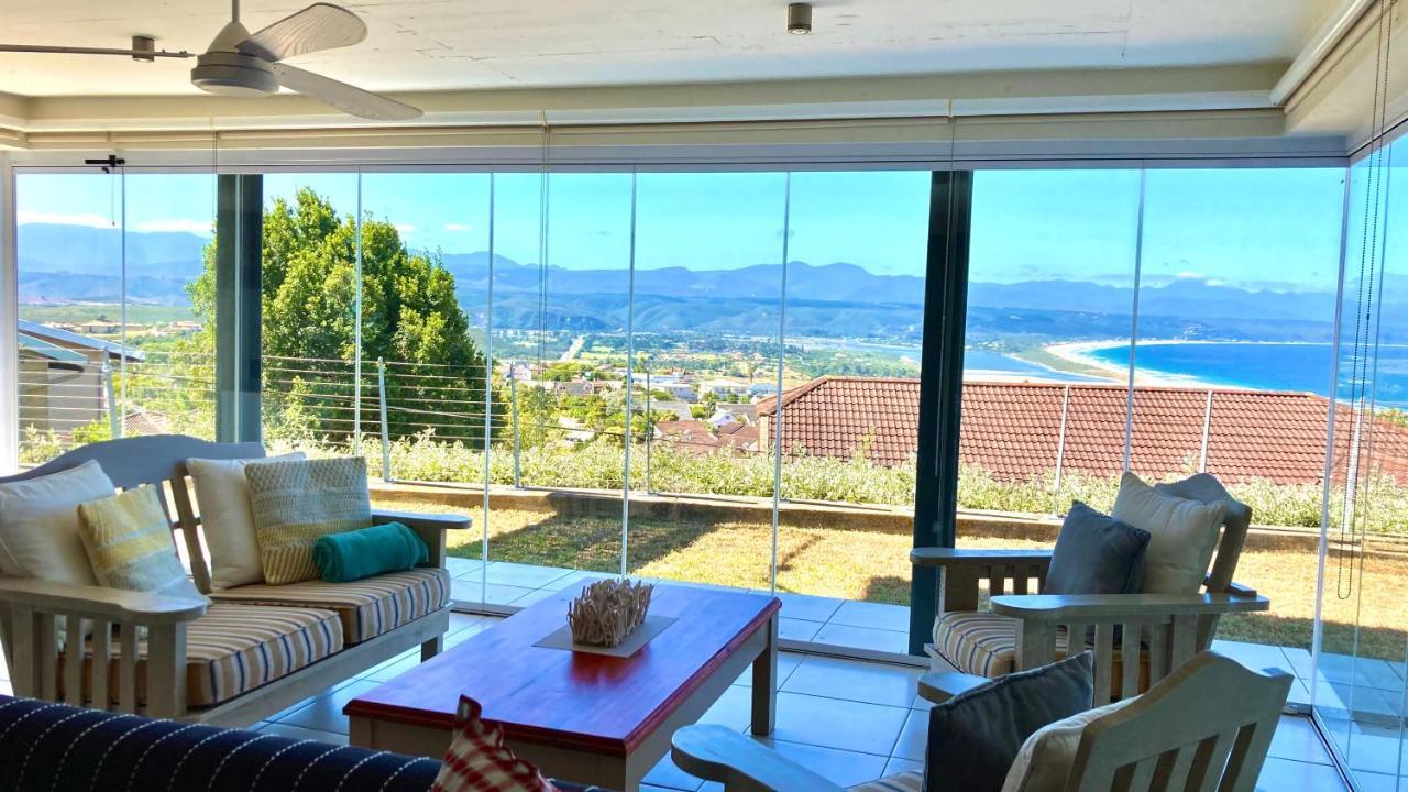 Stylish Holiday Home With Amazing Sea Views プレッテンバーグ・ベイ エクステリア 写真